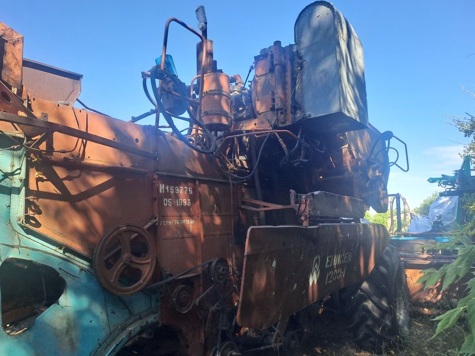 Продам комбайн Енисей