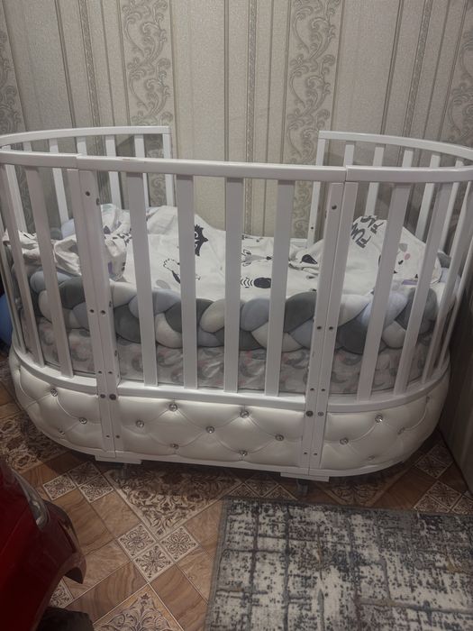 Продам детскую кроватку