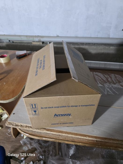 Картонные коробки