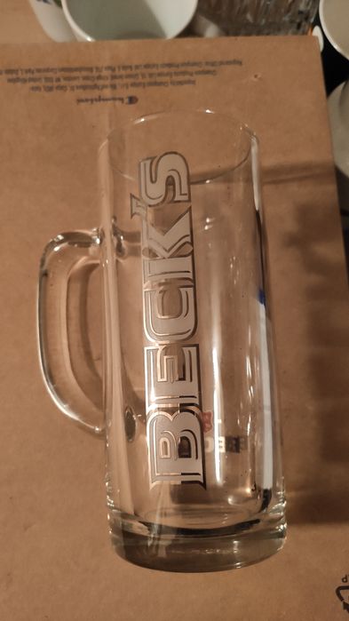 Кана с двойно дъно, чаши, подноси