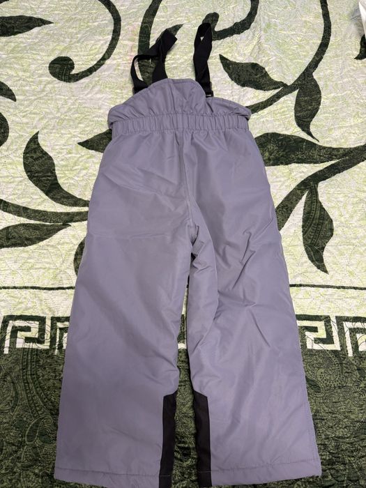 Продам комбинезон  для девочки