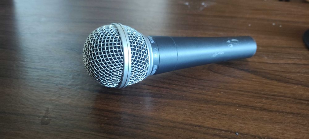 Microfon Shure SM58 - Microfon XLR extrem de rezistent