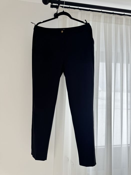 Costum complet marimea 40