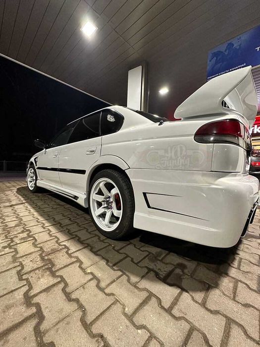 Фендера V2 удлинённые на Subaru Legacy BG/BD