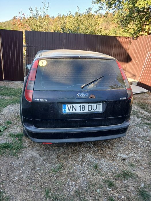 Vând masina ford focus 2007 1.6 motorina