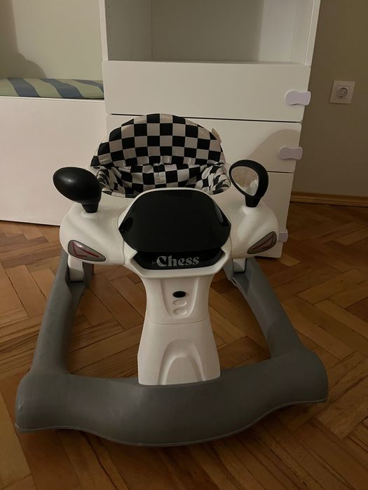 Бебешка проходилка