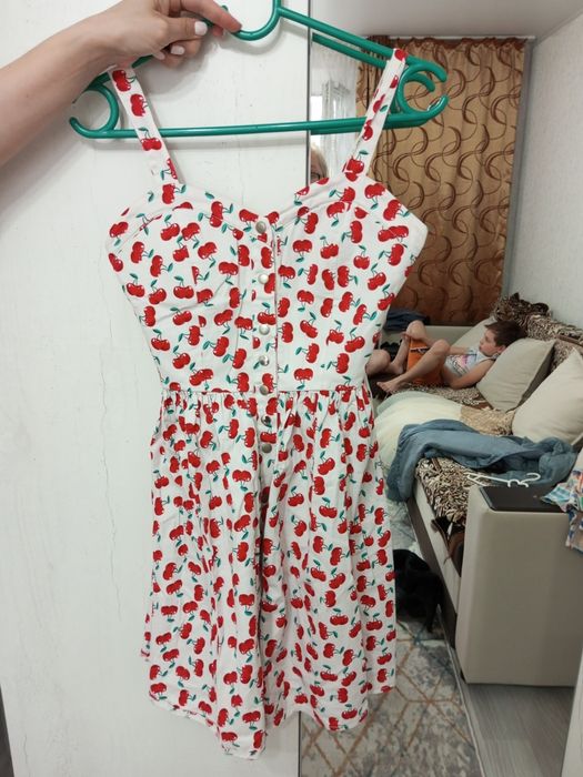 Продам женские вещи