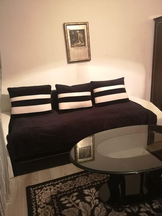 Дава се под наем Тристаен апартамент в Бургас, Братя Миладинови - 80 кв.м за 408 € - Снимка #4