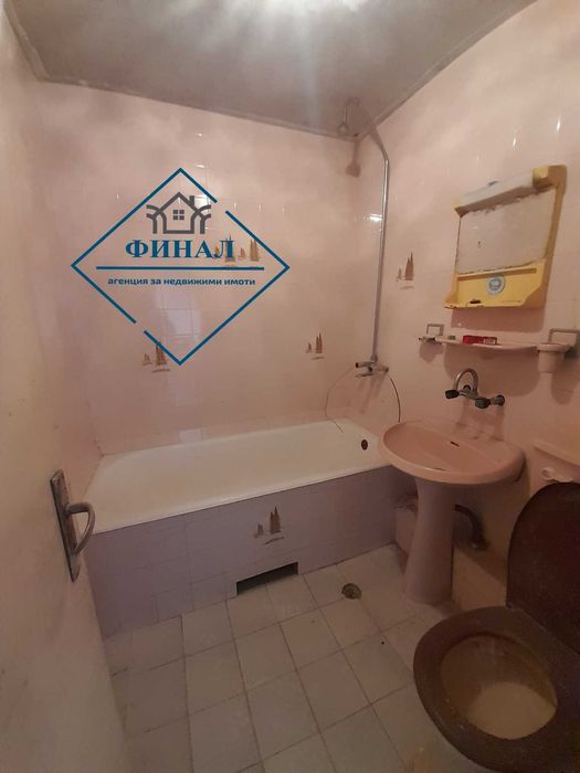 Продава се Двустаен апартамент в Шумен, Еверест - 65 кв.м за 903 €/кв.м - Снимка #2