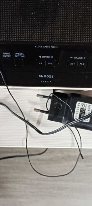 Radio Philips cu alarma