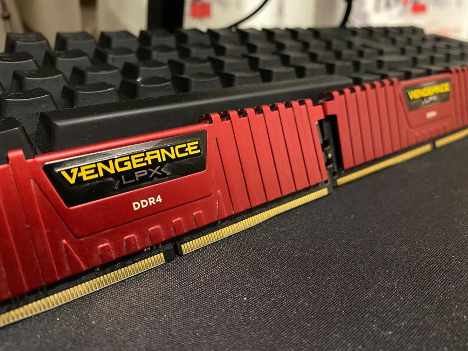 Kit ram 16gb corsair vengeance red
