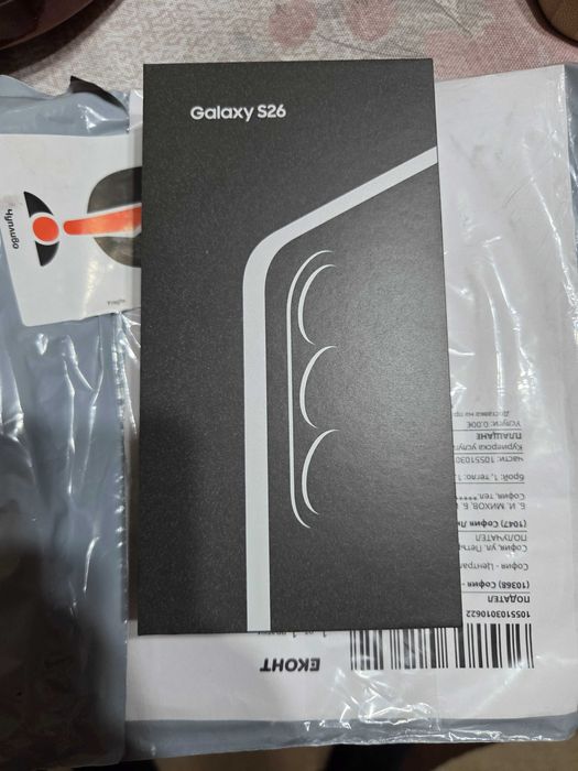 Продавам Samsung Galaxy S26, White, 512GB