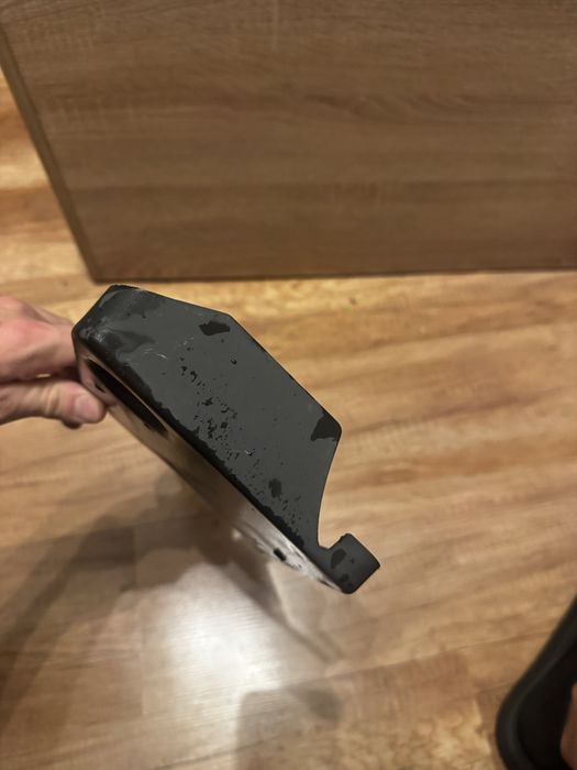 Поставка/държач за регистрационен номер мерцедес Е63 w213