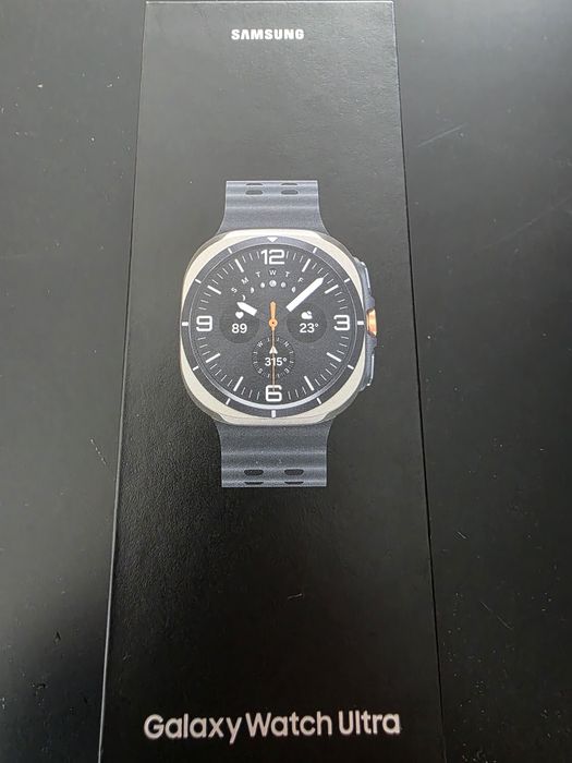 Смарт часовник Samsung Galaxy Watch Ultra  в гаранция до 05.2027 г.!
