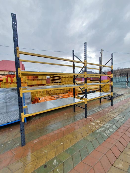 Rafturi metalice industriale