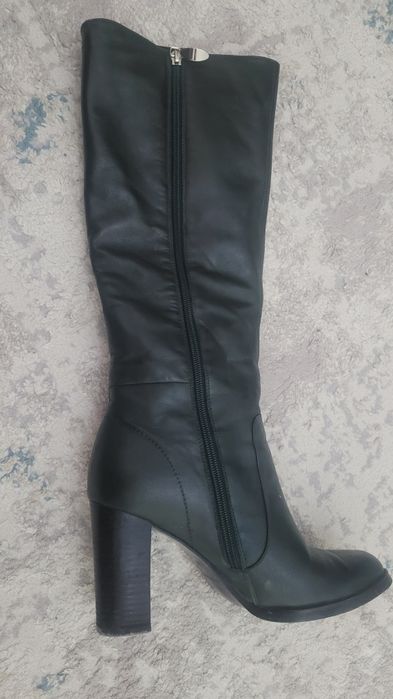 Қысқы етік сатылады