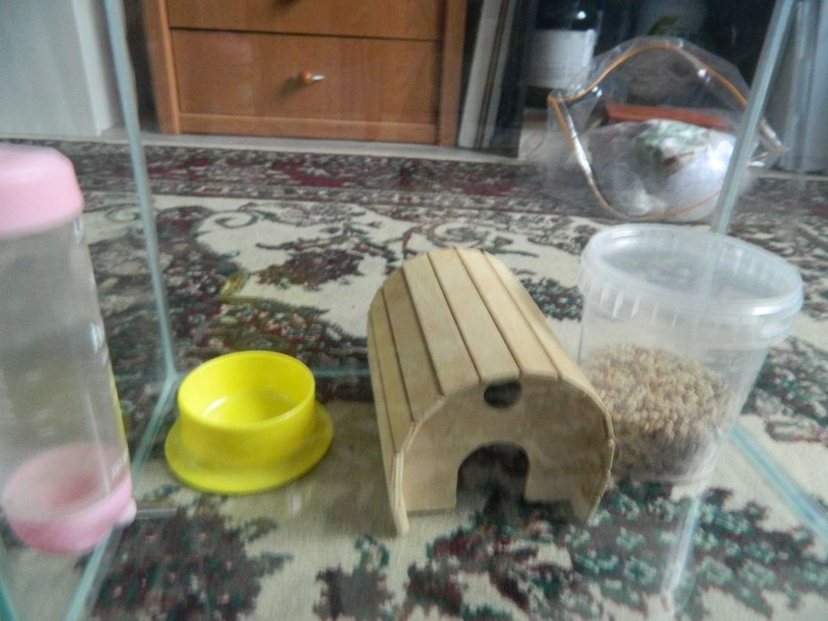 Продам  аквариум для  хомяка