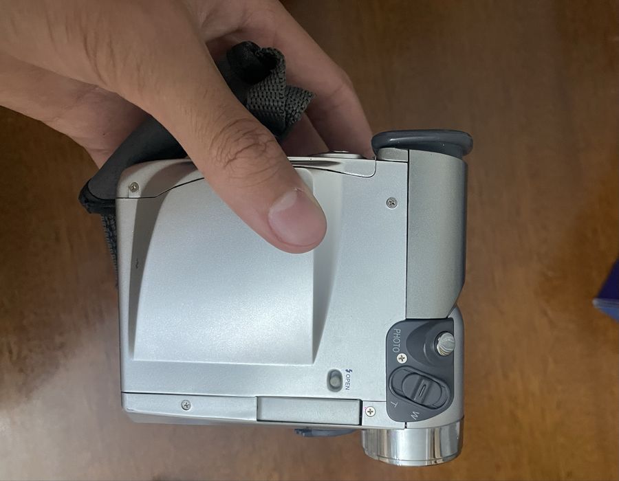 Видеокамера Sony D10