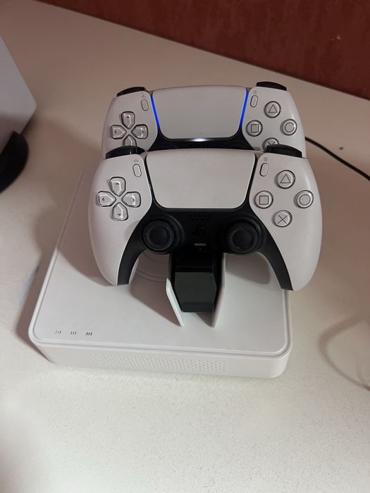Продам ps5 за 160,000 тг