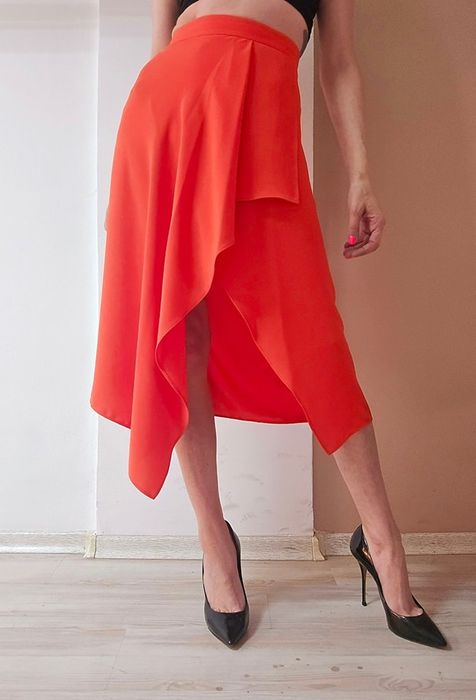 Асиметрична пола Patrizia Pepe, размер 40/S, нова,НАМАЛЕНА!