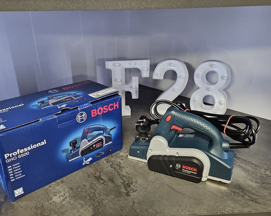 Amanet F28: Rindea electrica Bosch GHO 6500 Professional (N)