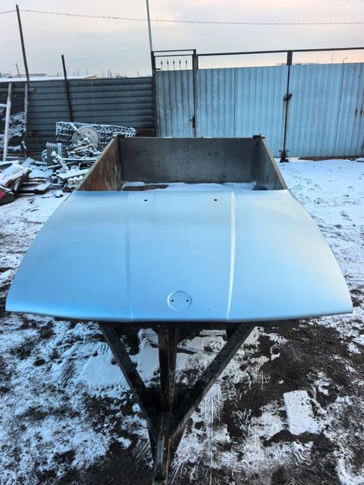 Продам капот бмв е34