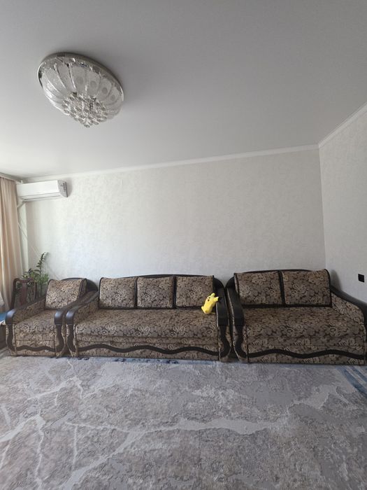 Продаётся диван тройка