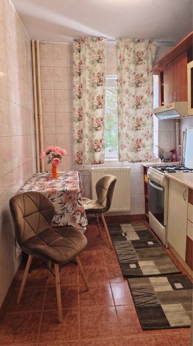 Apartament 2 camere de inchiriat