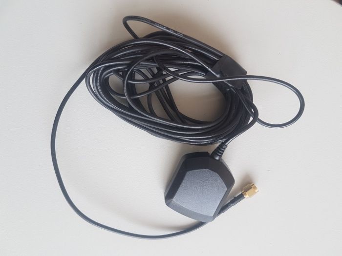 GPS антена за автомобили