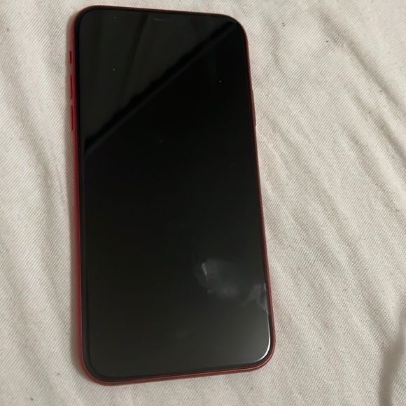 iPhone 11 продам