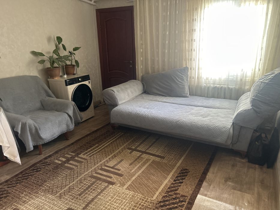 Продам Диван и кресло