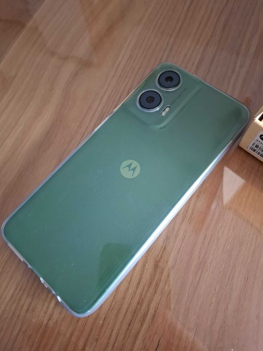 Motorola G35 5G зелен