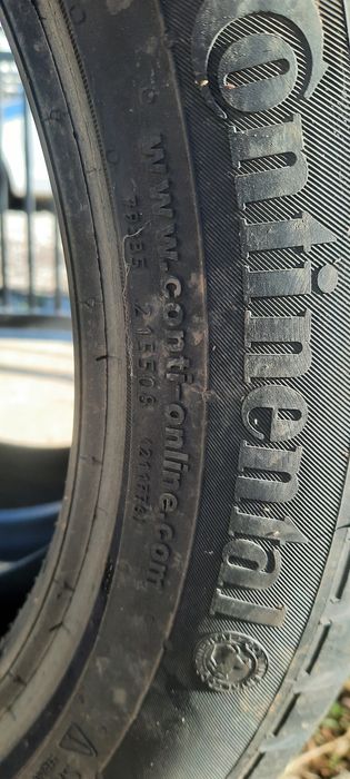 Vând 2 anvelope iarna Continental 205 - 50- R 17 De iarna , foarte Ok