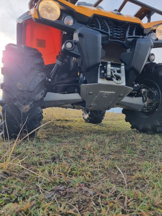 Atv Can-Am, an 2020, motor de 650cm3