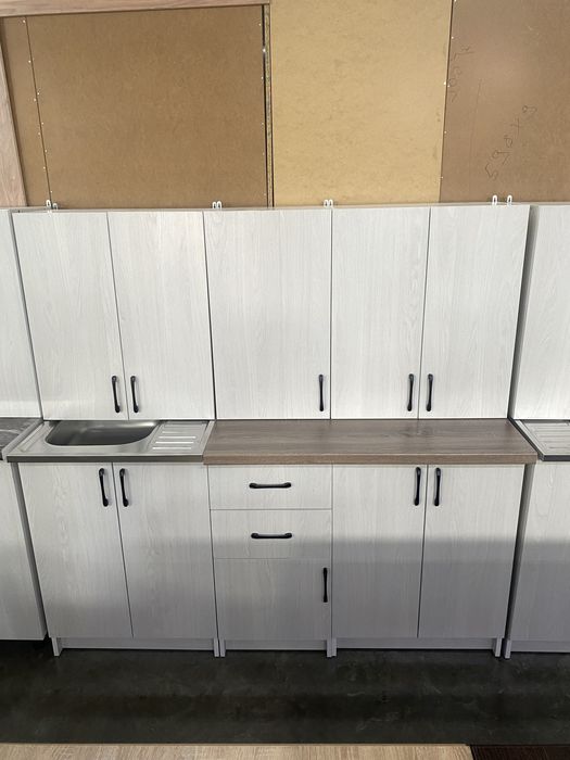 Кухонные гарнитуры готовые
