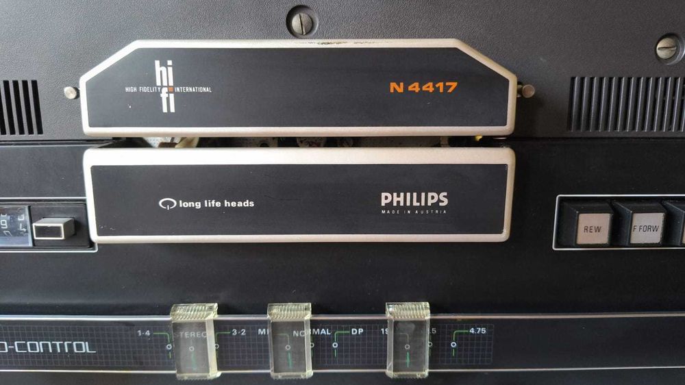 Magnetofon Philips N4417