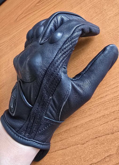 Дамски къси кожени мото ръкавици ICON, размер M