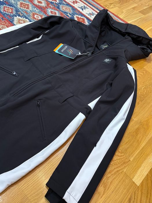 Costum de schi pentru femei