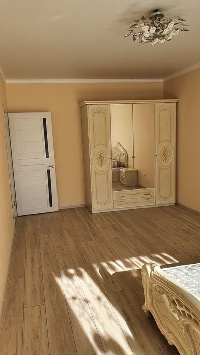 Сдаётся 2-ком.кв. ЦУМ,Wi-Fi,Плазма.