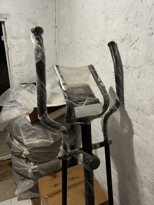 Продам тренажер эллипс