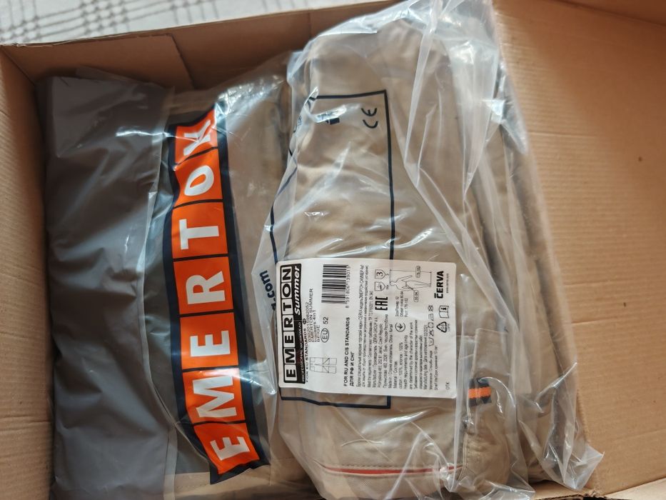 Летний комплект: костюм, брюки.