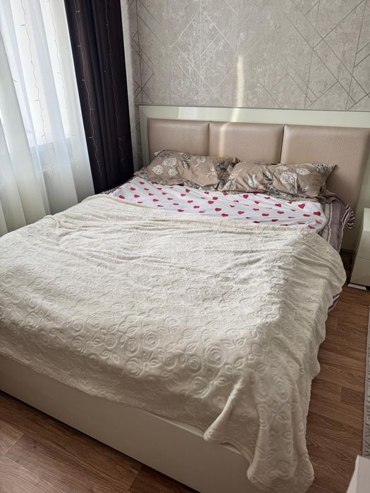 Продам диван спальный