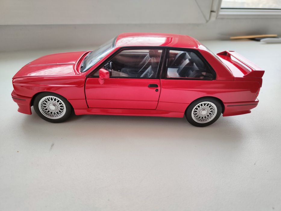 Продам коллекционную модуль BMW M3 1