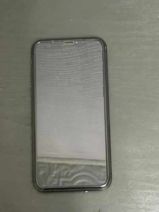 Продам Айфон Xc 64 гб