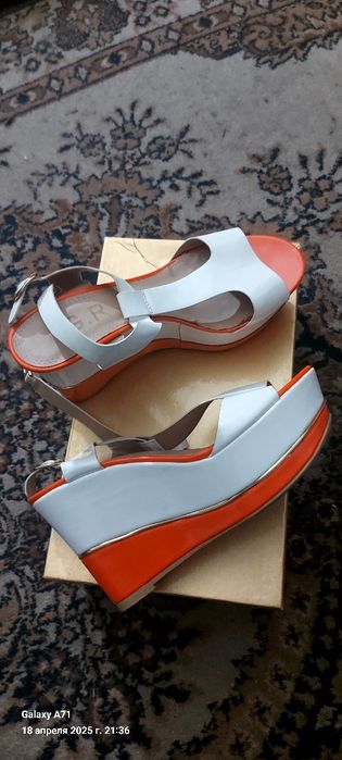 Туфли женские новые