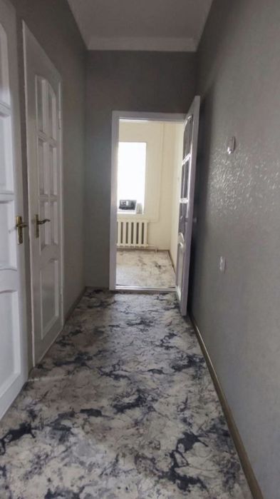 Продается 3/3/5 квартира Ахмад Югнаки.