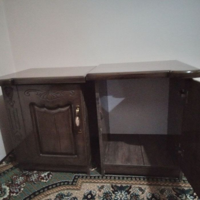 2 talik Kamot, materiali:laminat. Narxini kelishsa bo'ladi