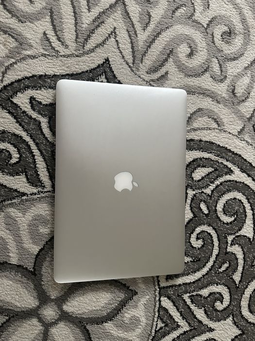 Macbook pro 15 ssd 512 i7 intel