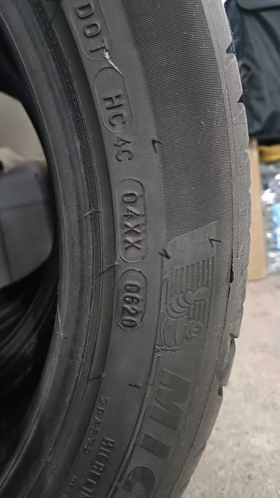 Anvelope michelin R17/235/45