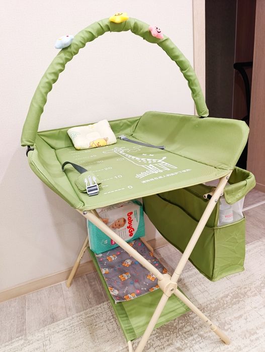 Продаю пеленальный столик